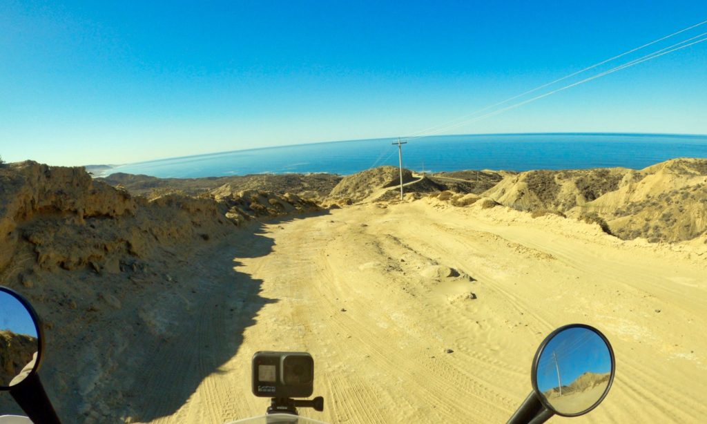 The dirt road to La Lobera in Baja California