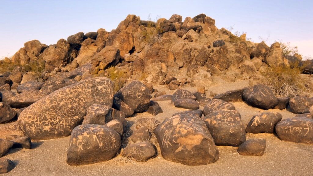 Petroglyphs on rocks at Painted Rock Petroglyph Campground