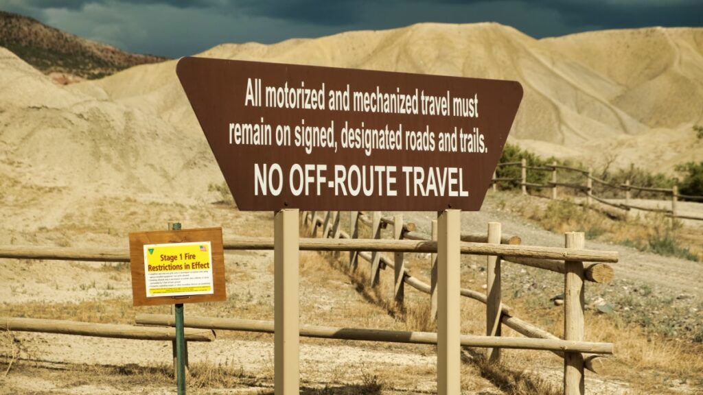 No Off-route travel road sign in Peach Valley OHV area Colorado